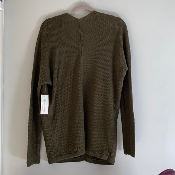 ❌SOLD NWT Olive Oversized Cardigan - Picture 3 of 9